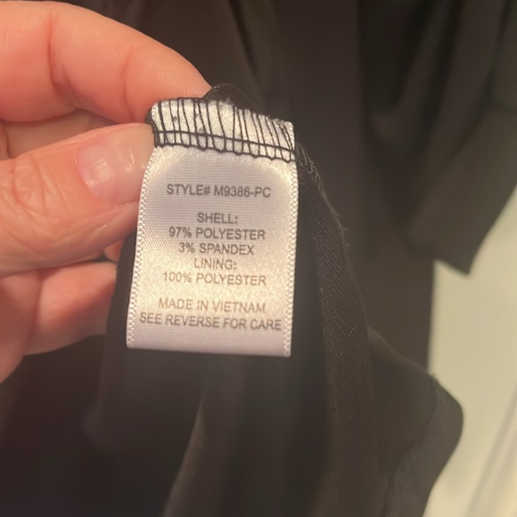 Black dress, large - Picture 4 of 4